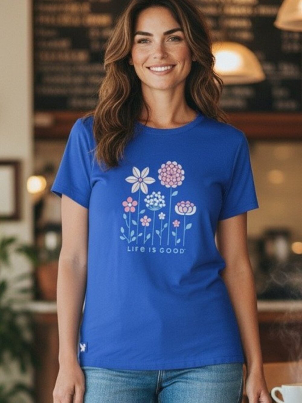 Life is Good W's Flower Garden Crusher-LITE Crew Neck Tee